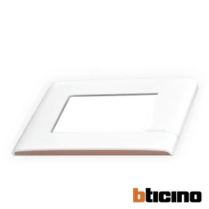 Placa blanca/moka de 3 módulos Modus Pro Bticino