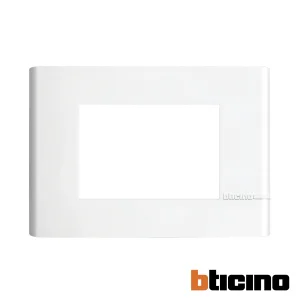Placa blanca de 3 módulos Modus Pro Bticino