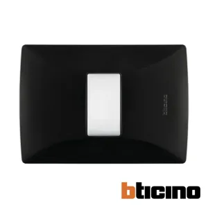 Placa negro obsidiana 1 módulo Quinziño MX QZ4803M1NR Bticino