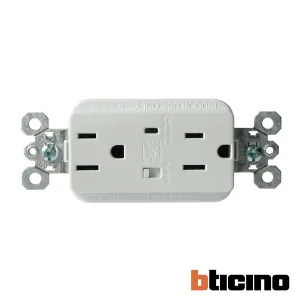Contacto dúplex con supresor de pico QZ4030SP Quinziño MX Bticino